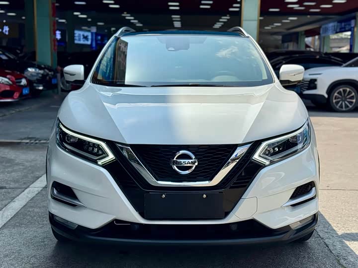 Фото 2 - Nissan Qashqai