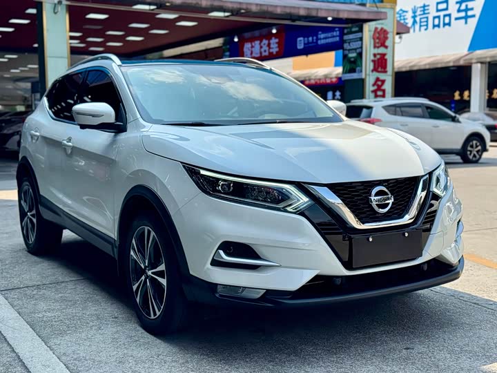 Фото 3 - Nissan Qashqai