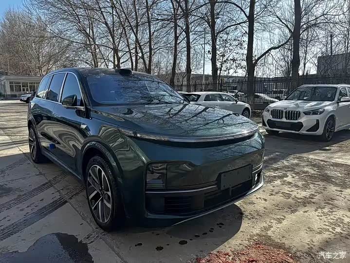 LiXiang L9 2025 2025款 Ultra 智能焕新版