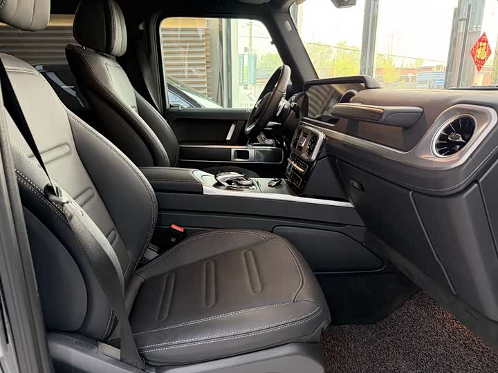 Фото 6 - Mercedes-Benz G-Class