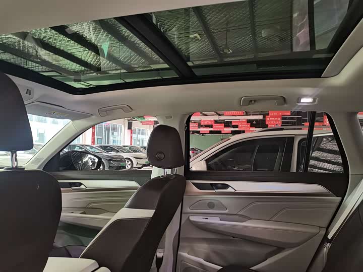 Volkswagen Tavendor 2024 2024款 380TSI 四驱R-Line巡游 众享款