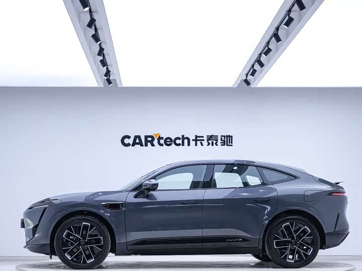2025 Avatr 11
