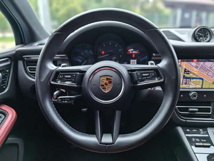 Фото 5 - Porsche Macan