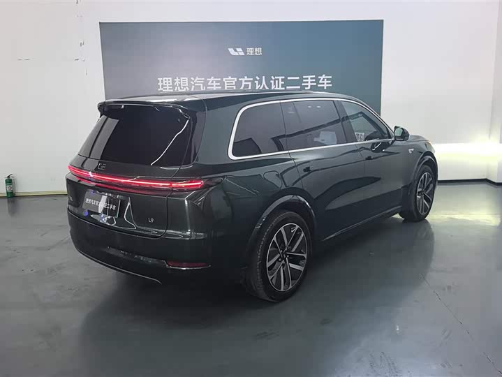 Photo 3 - LiXiang L9