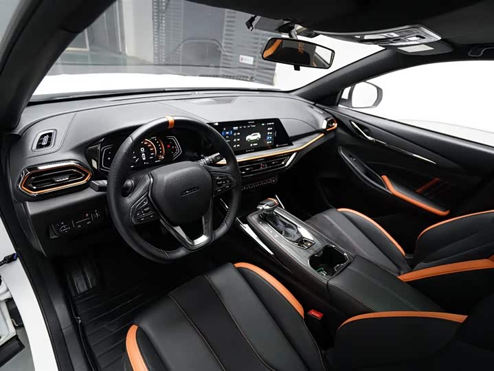 Changan Oshan X5 2022 2022款 运动版 1.5T DCT旋风冲锋