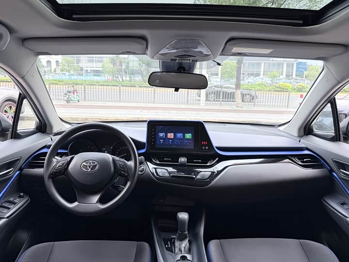 Toyota C-HR 2022 2022款 2.0L 舒适版