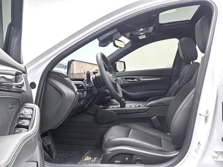 Cadillac CT5 2025 2025款 28T 赛道性能版