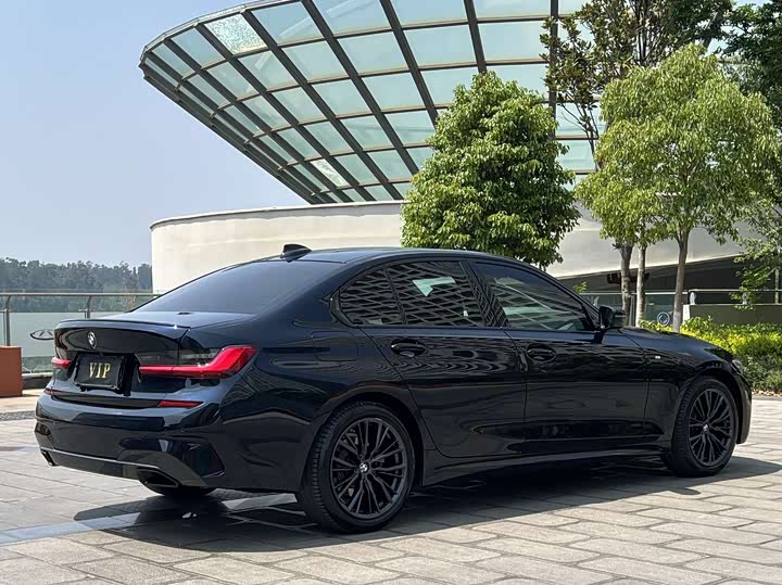 Фото 3 - BMW 3 Series