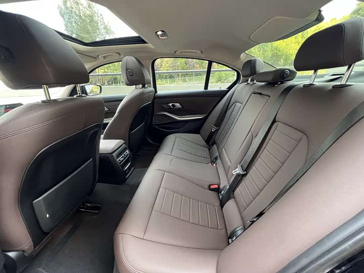 Фото 8 - BMW 3 Series