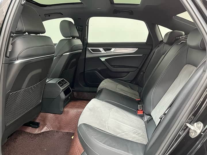 Zdjęcie 5 - Audi A6L