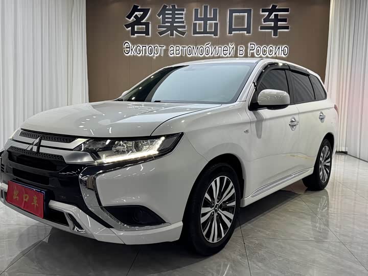 Фото 1 - Mitsubishi Outlander