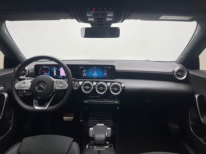 Mercedes-Benz CLA-Class 2021 2021款 CLA 200 猎跑车