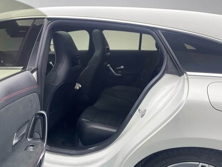 Mercedes-Benz CLA-Class 2021 2021款 CLA 200 猎跑车