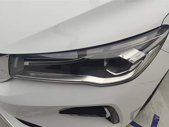 Geely Emgrand 2026 2026款 400万纪念款 1.5L CVT超越型