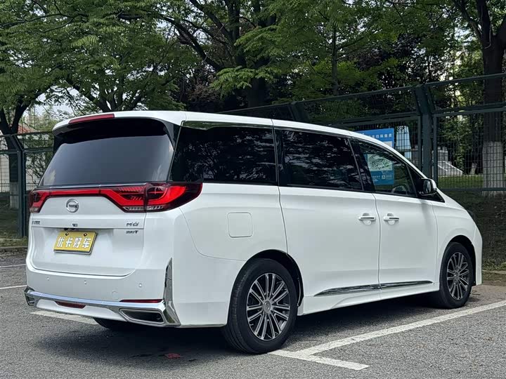 GAC Trumpchi M8 2021 2021款 领秀系列 390T 尊贵版