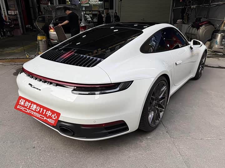صورة 6 - Porsche 911