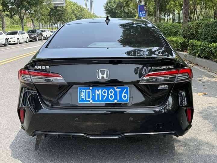 Фото 5 - Honda Inspire
