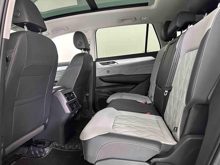 Volkswagen Tavendor 2023 2023款 380TSI 四驱R-Line巡游版