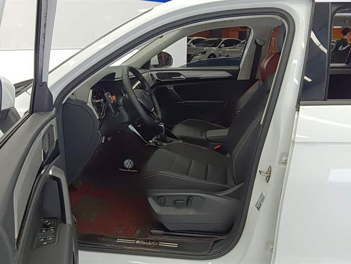 Volkswagen Tayron 2021 2021款 330TSI 两驱3周年限量版