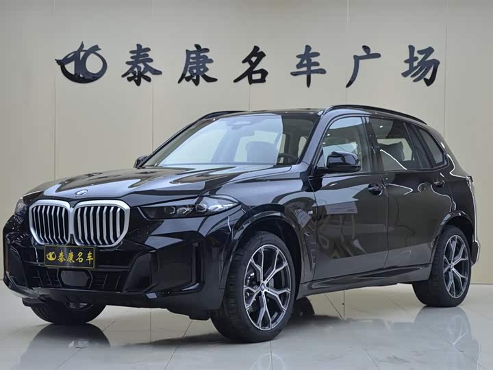 BMW X5 2026 2026款 改款 xDrive 30Li 尊享型M运动曜夜套装