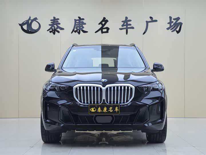BMW X5 2026 2026款 改款 xDrive 30Li 尊享型M运动曜夜套装