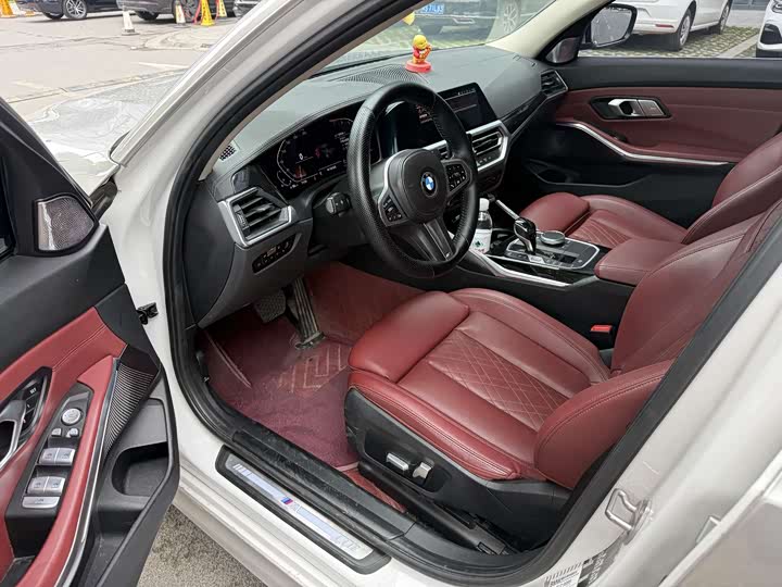 Zdjęcie 4 - BMW 3 Series