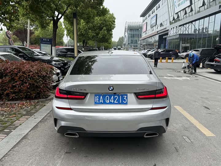 Zdjęcie 8 - BMW 3 Series