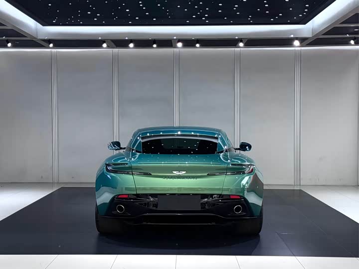 Aston Martin DB12 2023 2023款 4.0T V8 Coupe