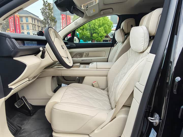 Nio ES8 2026 2026款 六座行政签名版
