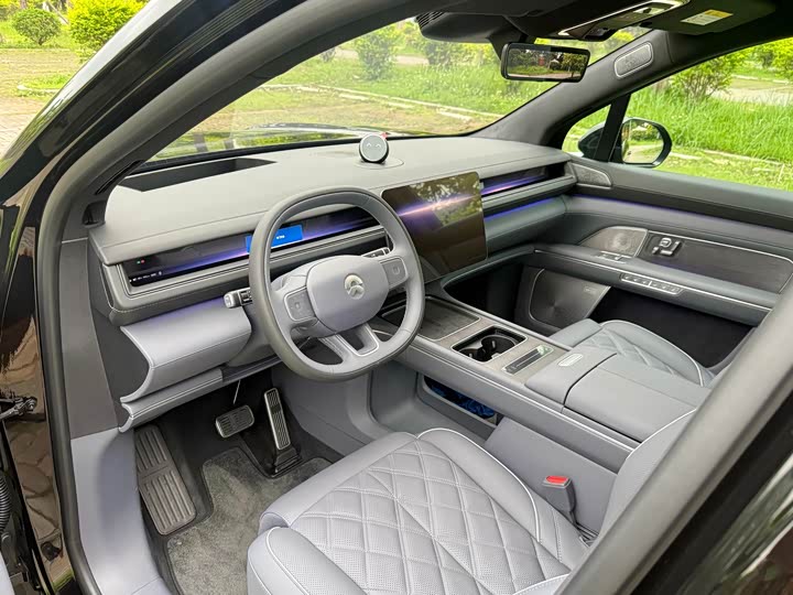 Nio ES8 2026 2026款 六座行政豪华版