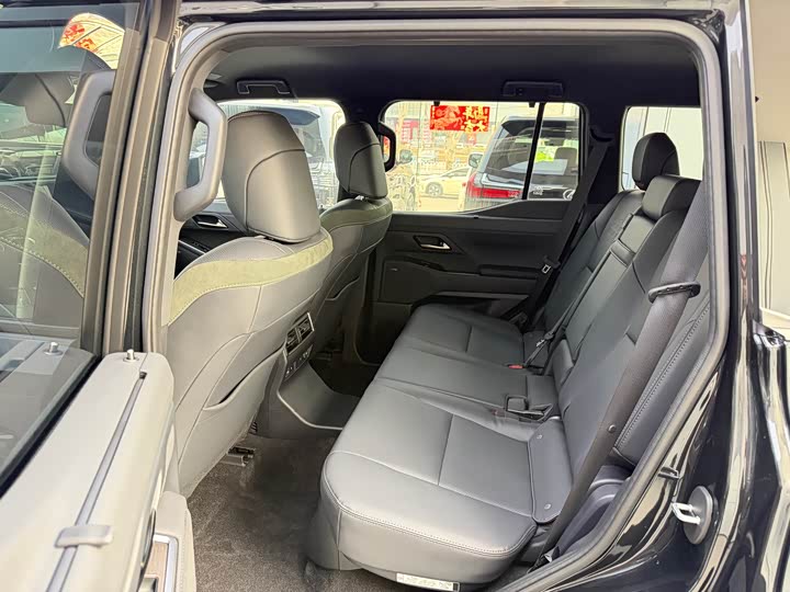 Фото 5 - Lexus GX