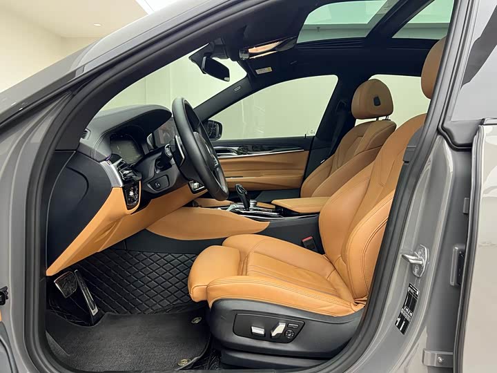 Фото 7 - BMW 6 Series GT