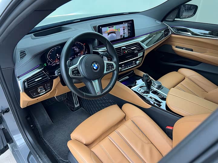 Фото 8 - BMW 6 Series GT