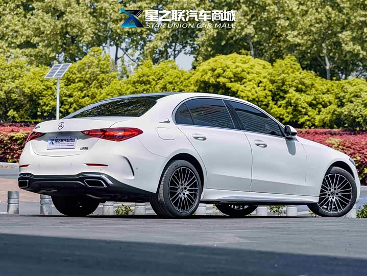 Фото 6 - Mercedes-Benz C-Class