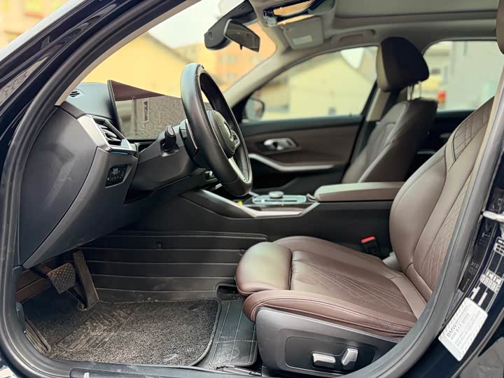 Zdjęcie 7 - BMW 3 Series