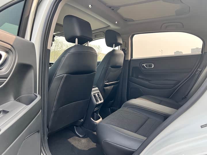 Honda Vezel 2023 2023款 1.5L CVT先锋版