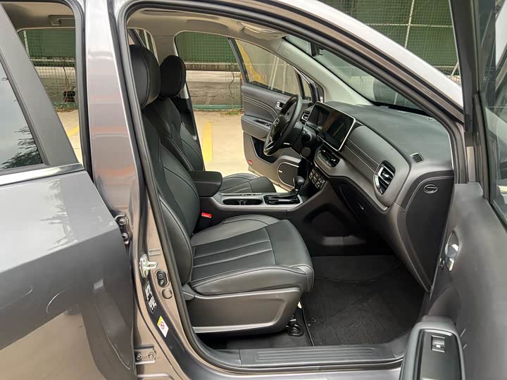 GAC Trumpchi GS3 2021 2021款 POWER 270T 自动劲爽版