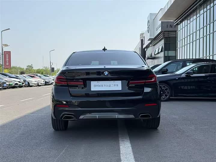 Zdjęcie 4 - BMW 5 Series