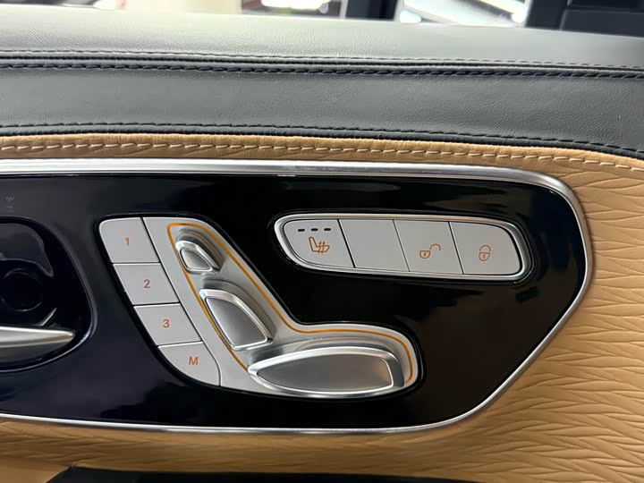 Zdjęcie 8 - Mercedes-Benz Vito