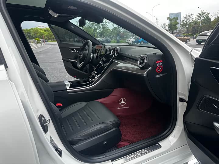 Mercedes-Benz C-Class 2025 2025款 C 260 L 运动版