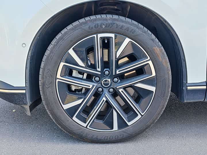 Volvo XC70 Hybrid 2026 2026款 四驱超长续航Plus