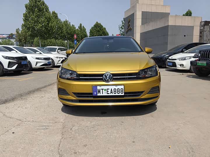 Фото 2 - Volkswagen Polo