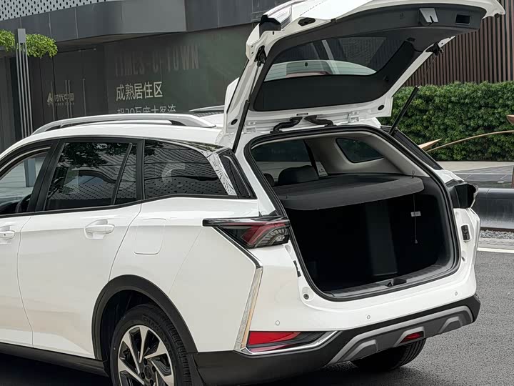 Dongfeng Aeolus Yixuan GS 2021 2021款 230T 自动追月版
