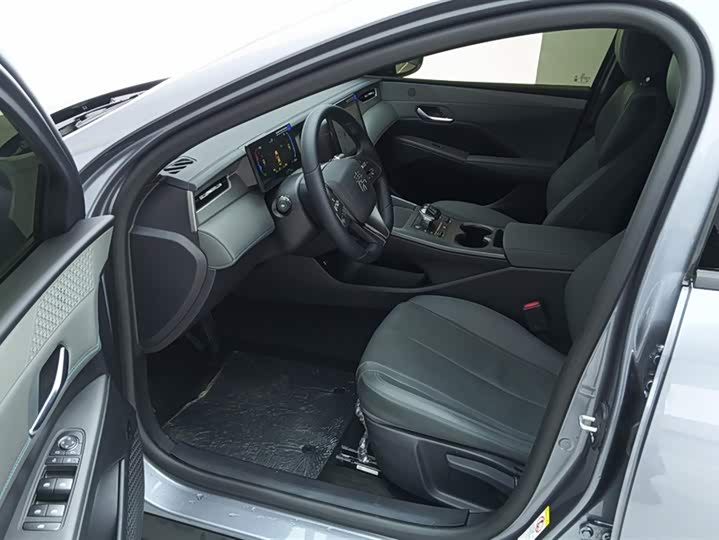 Фото 9 - BYD Qin Plus