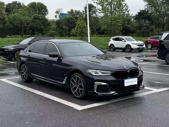 Фото 2 - BMW 5 Series