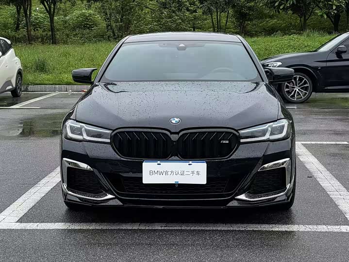 Фото 3 - BMW 5 Series