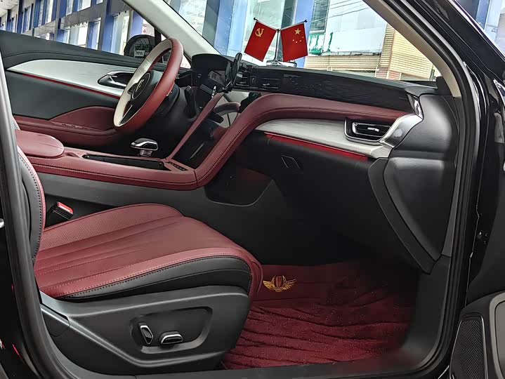 Hongqi H5 2025 2025款 2.0T 自动旗享版