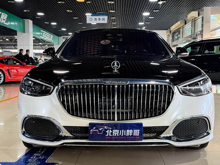 Фото 2 - Mercedes-Benz Maybach S-Class