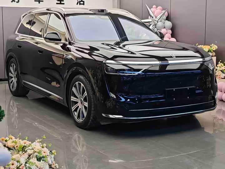 Aito M8 2025 2025款 增程 Max+版 53.4kWh 5座版 (192线激光雷达）