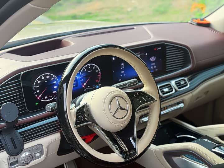 Фото 4 - Mercedes-Benz GLS-Class